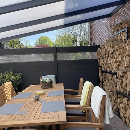 Burghaus 4 Greetsiel